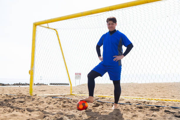 BEACH-FOOTBALL